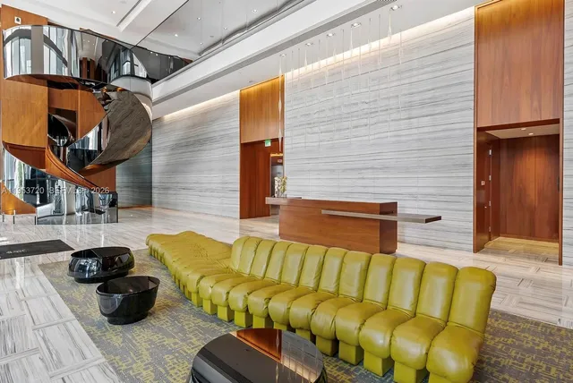 $4,300 | 1300 Brickell Bay Drive, Unit 2504, Miami, FL 33131