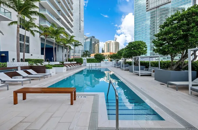 $4,300 | 1300 Brickell Bay Drive, Unit 2504, Miami, FL 33131