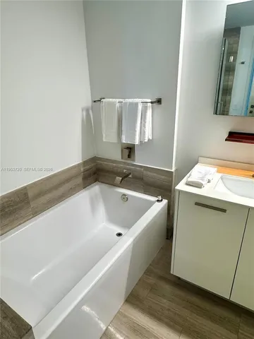 $4,300 | 1300 Brickell Bay Drive, Unit 2504, Miami, FL 33131