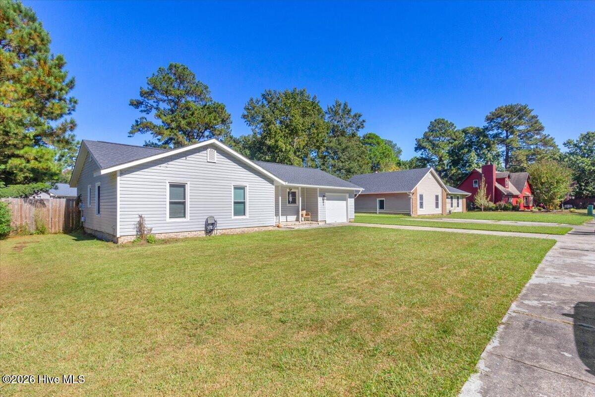 906 Gattis Road Jacksonville, NC 28546 - Photo 4 of 28 Front