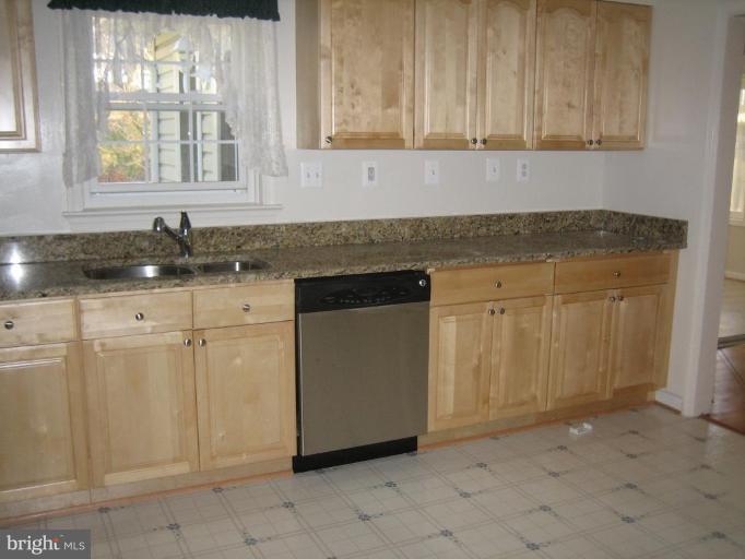 7314 Churchill Road McLean, VA 22101 - Photo 10 of 16 Kitchen #2