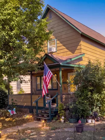 $149,000 | 420 Beaser Avenue, Ashland, WI 54806