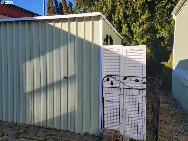 $125,000 | 2980 Northeast Division Street, Unit 43, Gresham, OR 97030