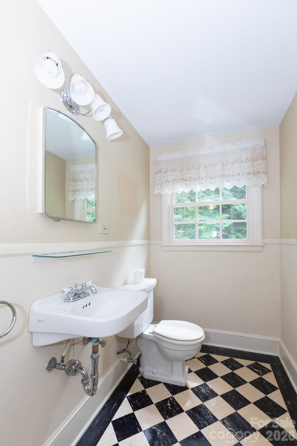 5511 Robinhood Road Charlotte, NC 28211 - Photo 35 of 48 Gallery Image 35
