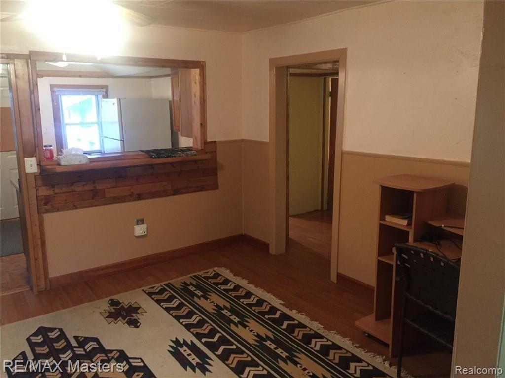 14055 Reeck Road Southgate, MI 48195 - Photo 19 of 24 image.jpeg