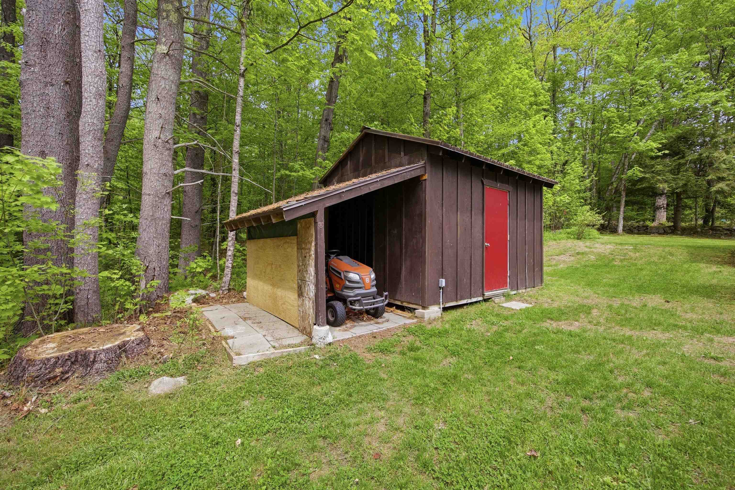 397 Mt Prospect Road Holderness, NH 03245 - Photo 7 of 54