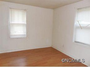 1670 Queentown Road Canton, NC 28716 - Photo 7 of 11