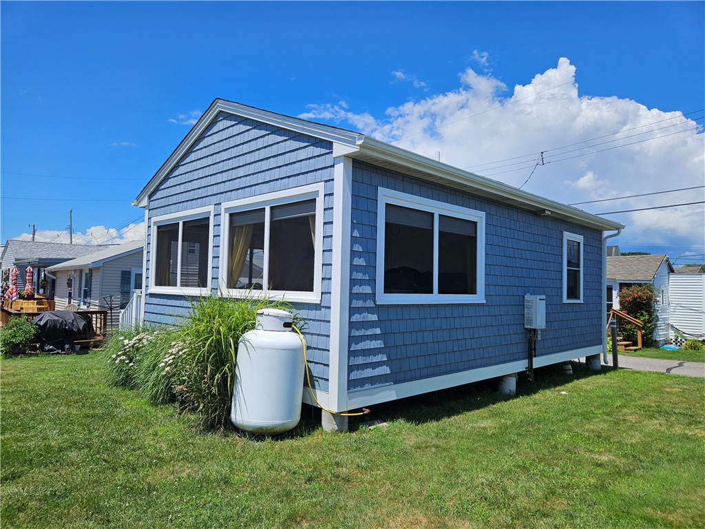 854 Matunuck Beach Road South Kingstown, RI 02879 - Photo 3 of 21