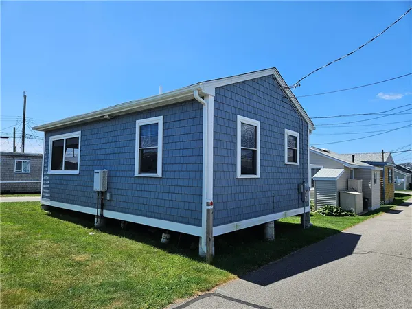 $279,000 | 854 Matunuck Beach Road, South Kingstown, RI 02879