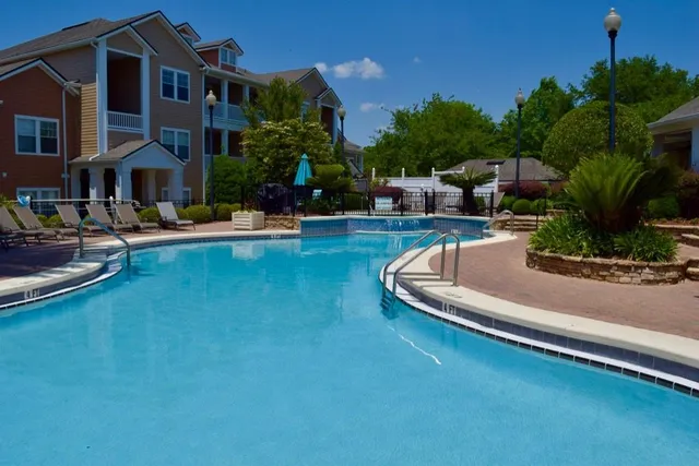 $140,000 | 2801 Chancellorsville Drive, Unit 533 AND STORAGE 5S1, Tallahassee, FL 32312