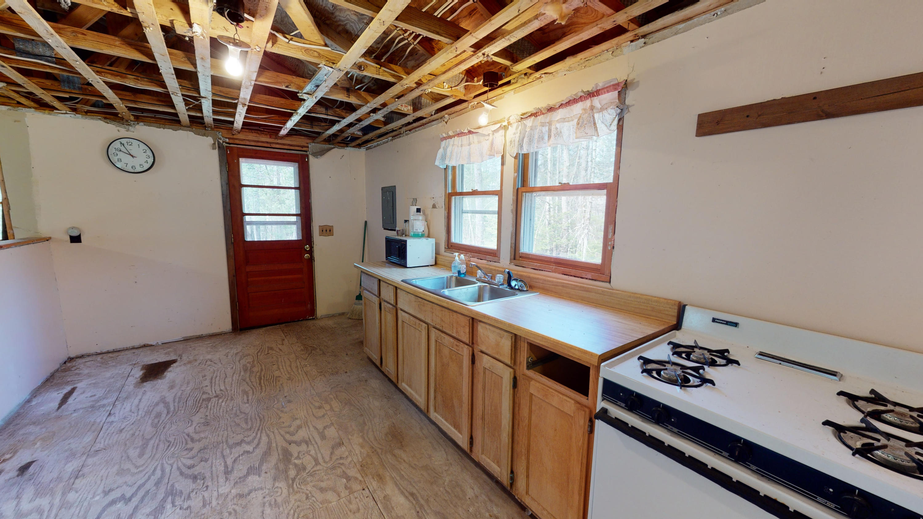 175 Perkins Road Burnham, ME 04922 - Photo 10 of 25 175-Perkins-Road-04272021_072947