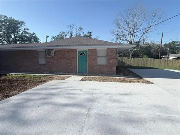 $950 | 43291 Baker Road, Unit A, Hammond, LA 70403