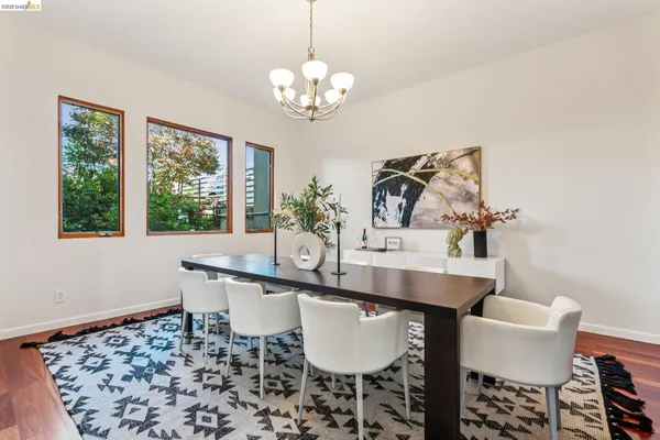 $1,949,000 | 13454 Campus Drive, Oakland, CA 94619