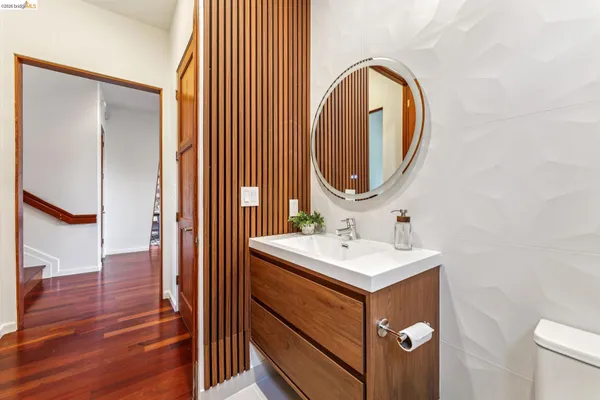 $1,949,000 | 13454 Campus Drive, Oakland, CA 94619