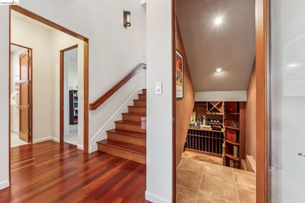 $1,949,000 | 13454 Campus Drive, Oakland, CA 94619