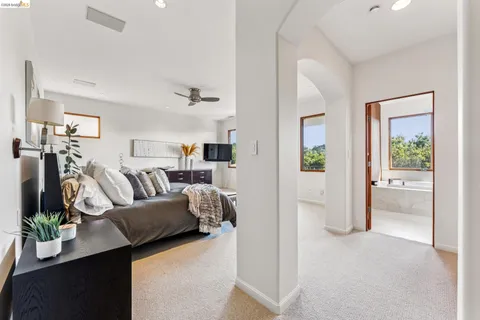 $1,949,000 | 13454 Campus Drive, Oakland, CA 94619