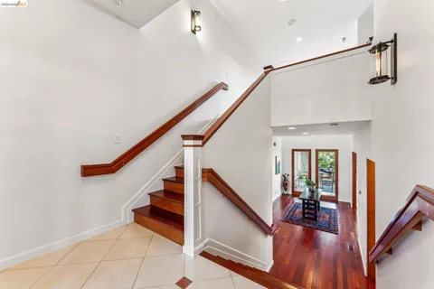 $1,949,000 | 13454 Campus Drive, Oakland, CA 94619