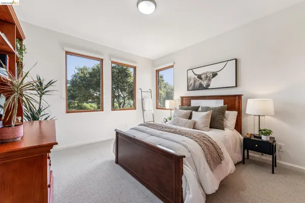 $1,949,000 | 13454 Campus Drive, Oakland, CA 94619