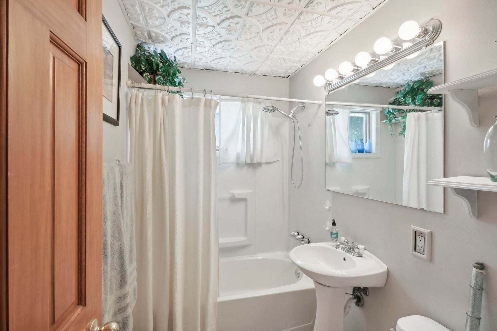 33409 North Mill Road Grayslake, IL 60030 - Photo 19 of 42 Gallery Image 19