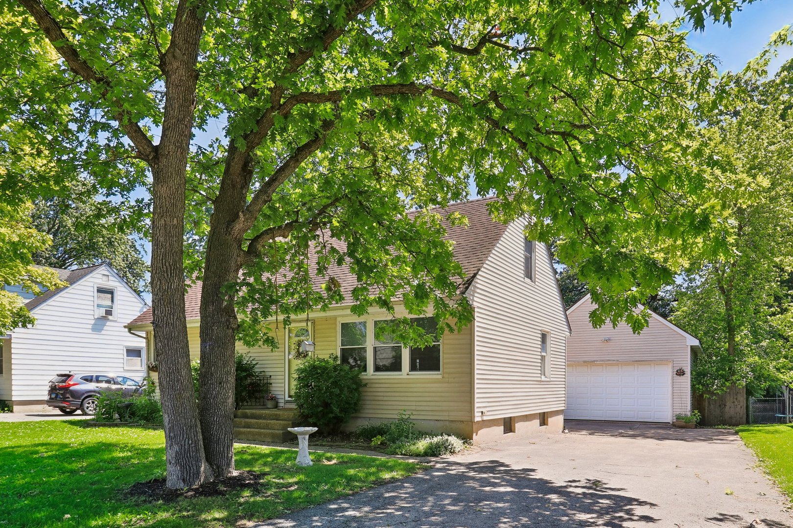 33409 North Mill Road Grayslake, IL 60030 - Photo 4 of 42 Gallery Image 4