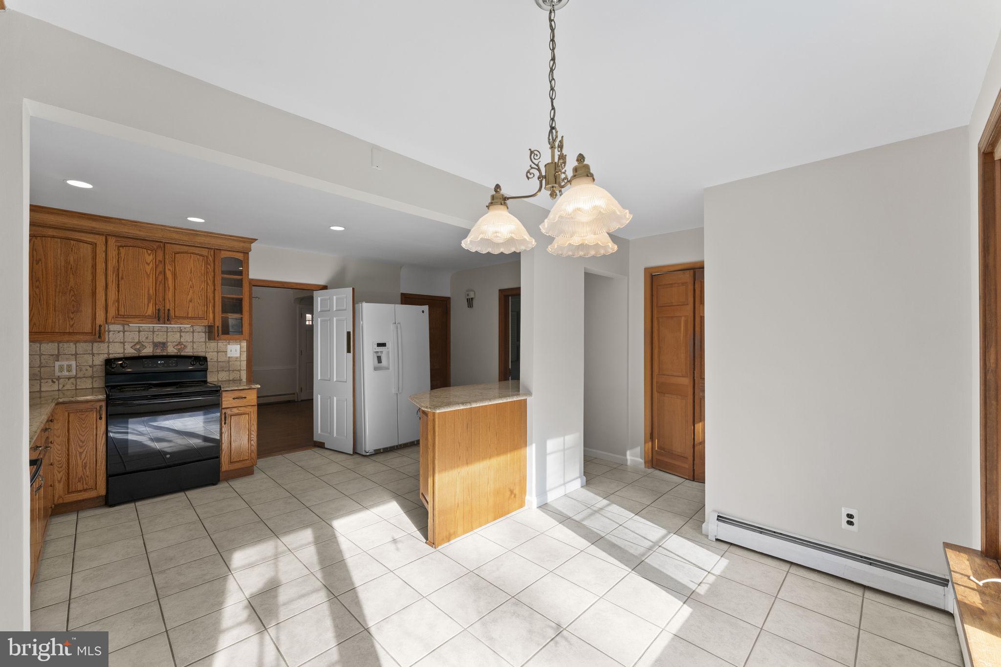 2551 Park Road Warrington, PA 18976 - Photo 13 of 35