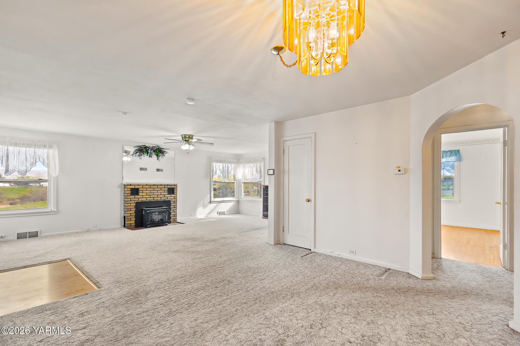 505 Schooley Road Zillah, WA 98953 - Photo 5 of 39 a view of a livingroom with a fireplace
