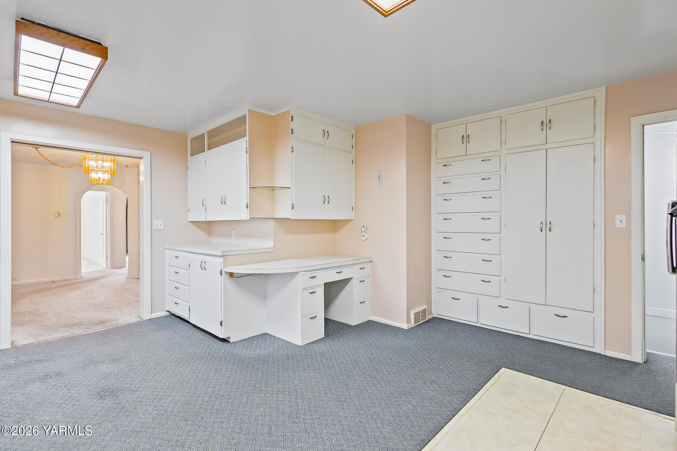 505 Schooley Road Zillah, WA 98953 - Photo 10 of 39 a view of kitchen with white cabinets
