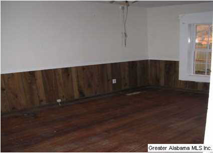 2749 Coldwater Road Anniston, AL 36201 - Photo 7 of 28
