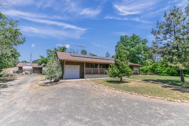 $399,900 | 1439 Oak Park Drive, San Andreas, CA 95249