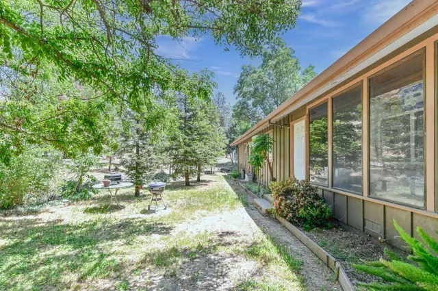 $399,900 | 1439 Oak Park Drive, San Andreas, CA 95249