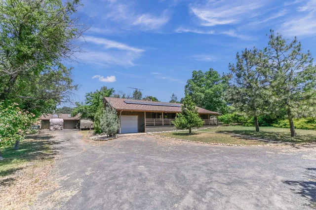 $399,900 | 1439 Oak Park Drive, San Andreas, CA 95249