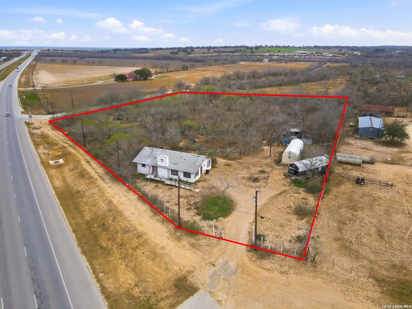 4988 South Loop 1604 East Elmendorf, TX 78112 - Photo 4 of 31