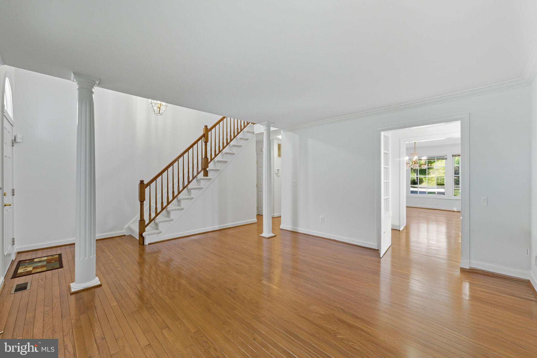 20765 Bank Way Sterling, VA 20165 - Photo 11 of 61 formal living-room