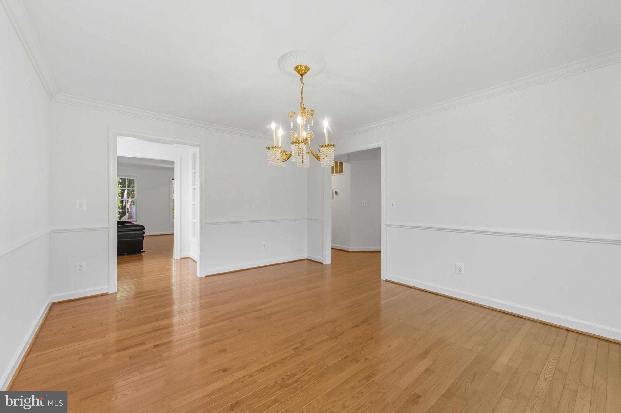 20765 Bank Way Sterling, VA 20165 - Photo 22 of 61 formal dining room