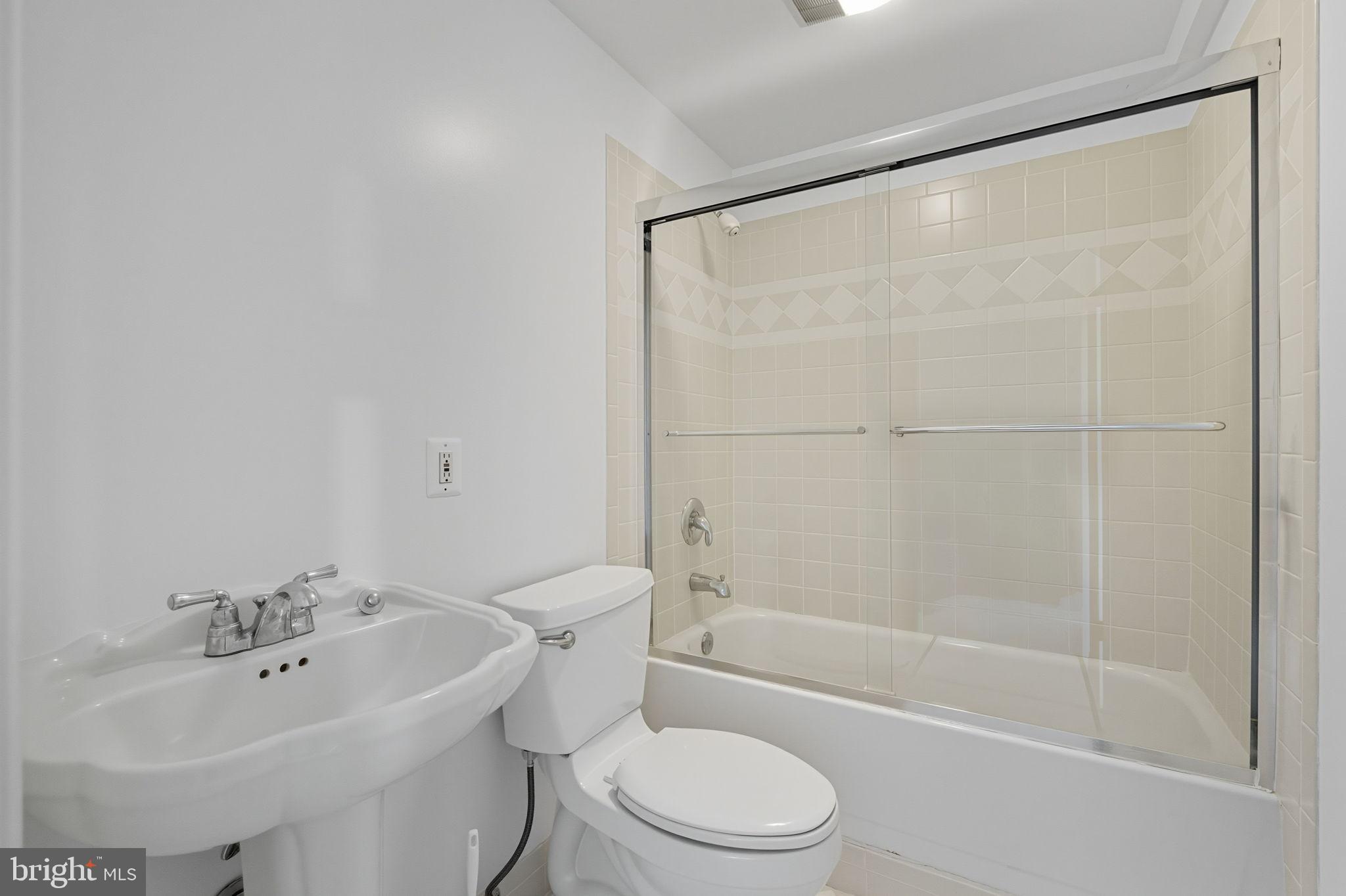 20765 Bank Way Sterling, VA 20165 - Photo 51 of 61 full-bath in basement