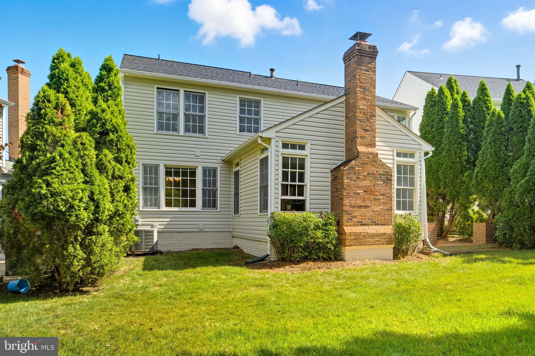 20765 Bank Way Sterling, VA 20165 - Photo 56 of 61 back-yard