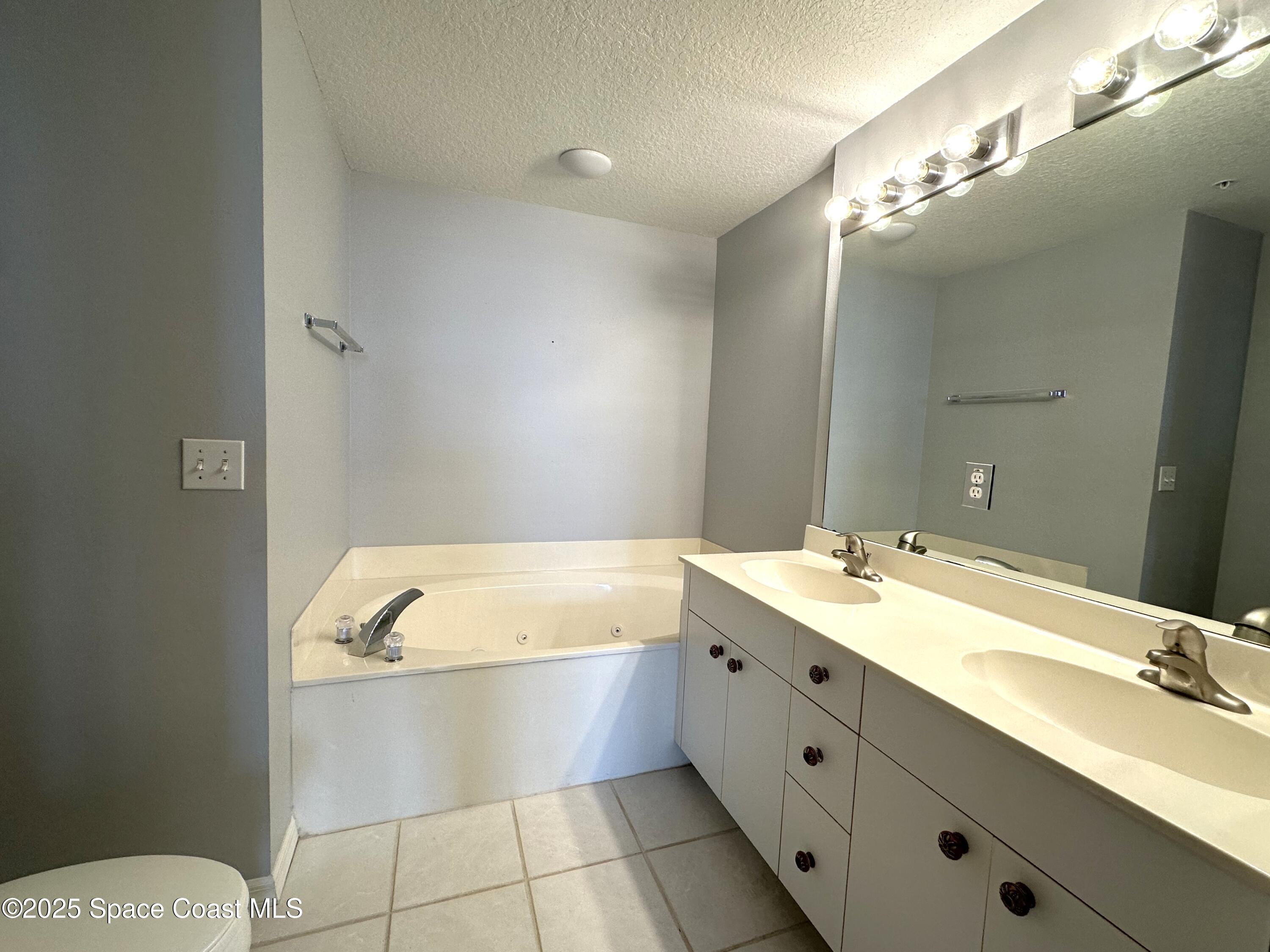 102 Riverside Drive, Unit B503 Cocoa, FL 32922 - Photo 19 of 50 102 Riverside Drive B503