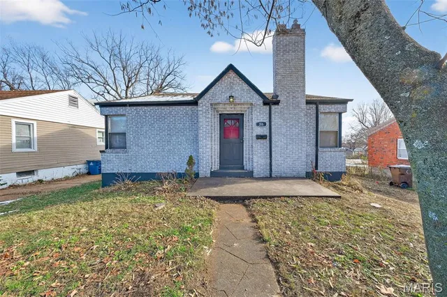 $129,900 | 316 Coppinger Drive, Ferguson, MO 63135