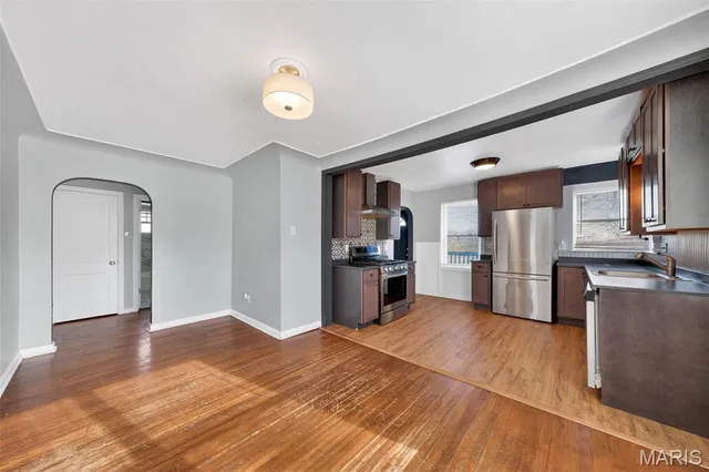 $129,900 | 316 Coppinger Drive, Ferguson, MO 63135