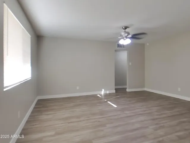 $1,929 | 3202 West Wood Drive, Phoenix, AZ 85029