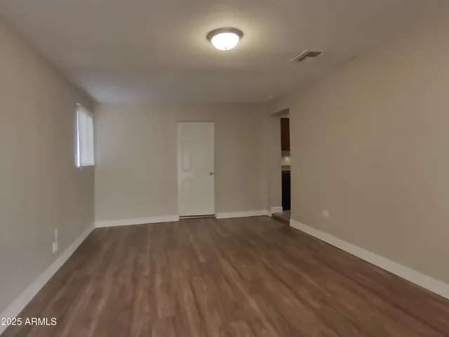 $1,929 | 3202 West Wood Drive, Phoenix, AZ 85029