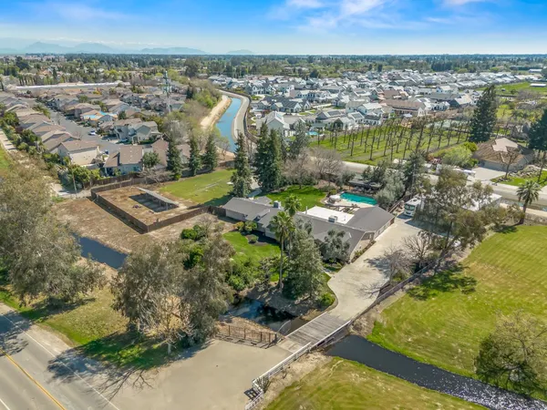$1,450,000 | 5211 East Shepherd Avenue, Clovis, CA 93619