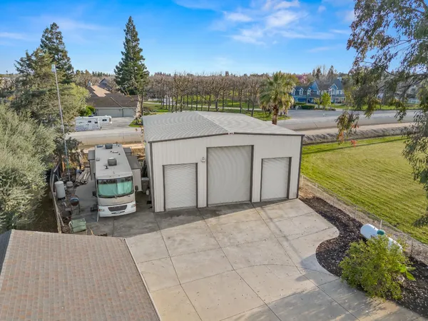 $1,450,000 | 5211 East Shepherd Avenue, Clovis, CA 93619
