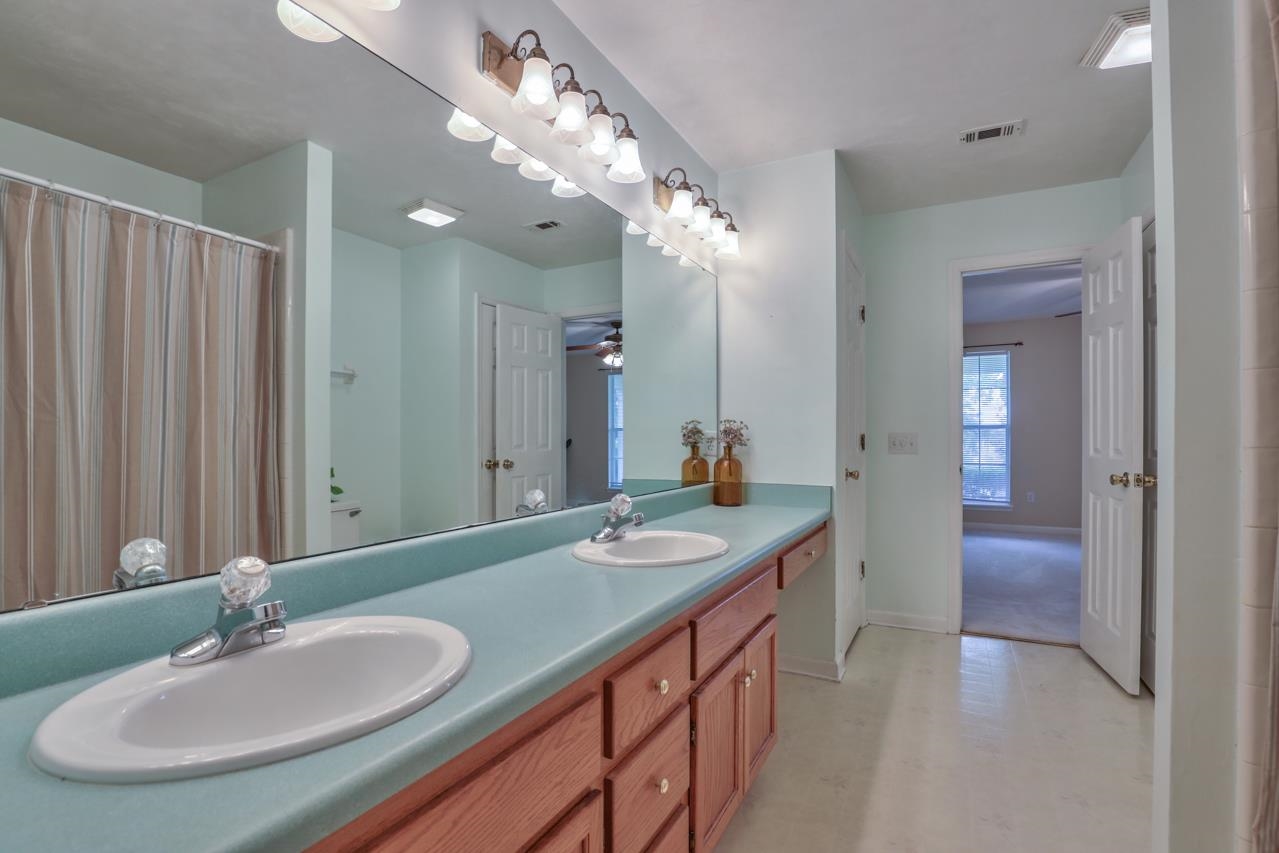1828 Collins Landing Road Tallahassee, FL 32310 - Photo 17 of 36 Gallery Image 17