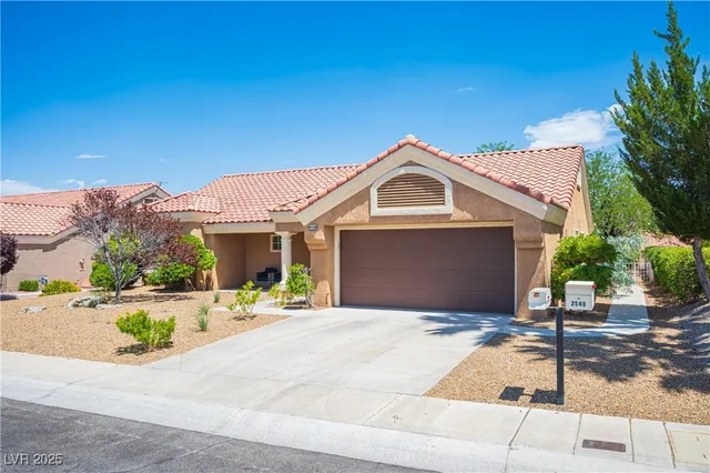 $2,995 | 2548 Tumble Brook Drive, Las Vegas, NV 89134