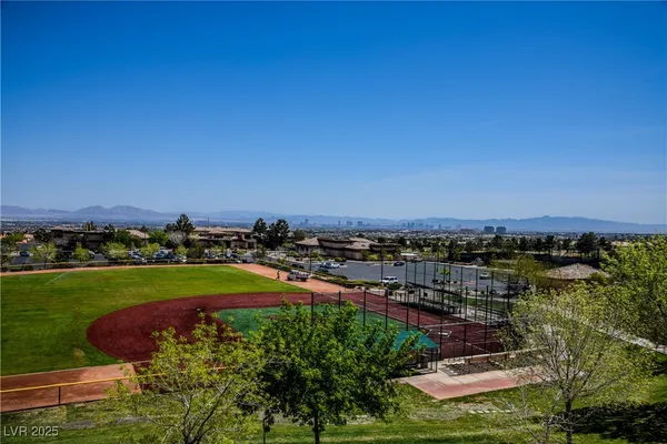 $2,995 | 2548 Tumble Brook Drive, Las Vegas, NV 89134