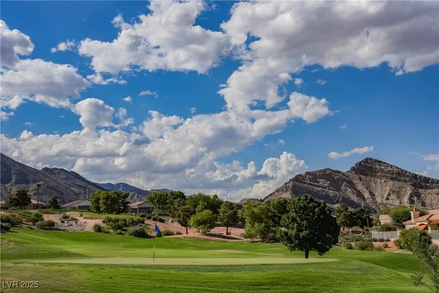 $2,995 | 2548 Tumble Brook Drive, Las Vegas, NV 89134