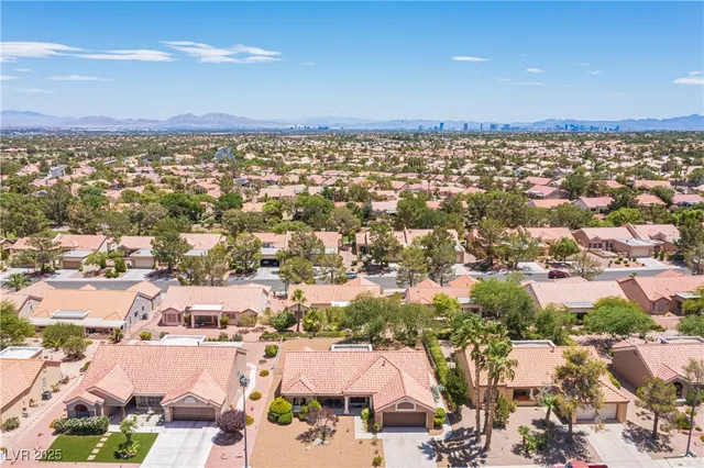 $2,995 | 2548 Tumble Brook Drive, Las Vegas, NV 89134