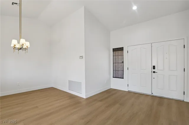 $2,995 | 2548 Tumble Brook Drive, Las Vegas, NV 89134