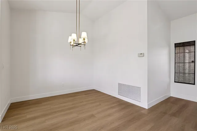 $2,995 | 2548 Tumble Brook Drive, Las Vegas, NV 89134